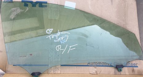 2007 Toyota Camry right side doors parts window regulator door actuator door handle weatherstrip