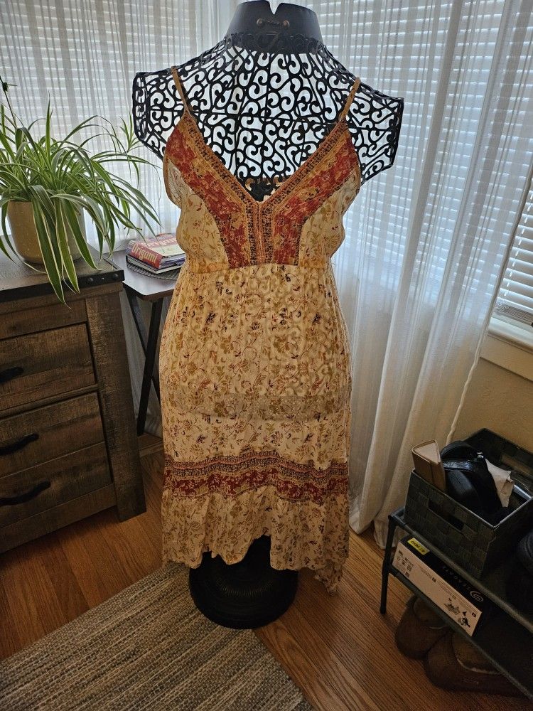 Brand New Size S floral ANGIE Summer Dress