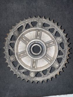 2005 gsxr 600 sprocket 