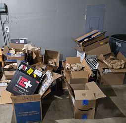 Free Boxes
