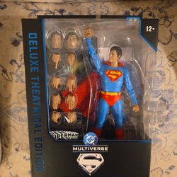 Mcfarlane DC Multiverse Superman 1978 Deluxe Theatrical Edition. 