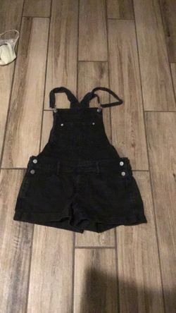 M (7-9) Women’s black jean overalls