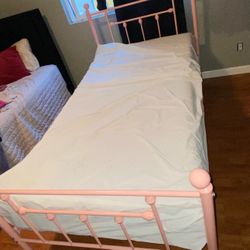 Twin Bed W/Mattress 