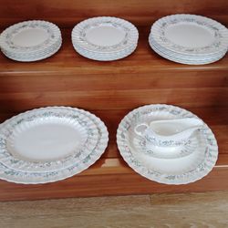 22pcs Dining Set Of Royal Doulton Glen Auldyn H 4959 Bone China