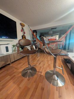 Nightstands, lamp stand, swivel chairs