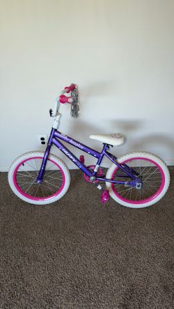Huffy Seastar Youth 18inch Girl Bike