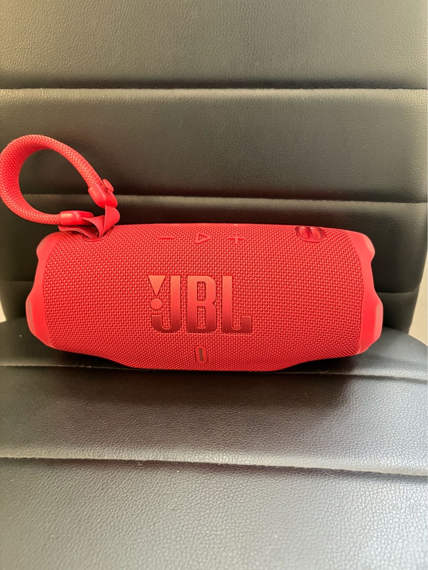 JBL charge 6 (RED)