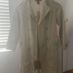 Burberry Coat Small 🧥 