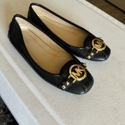 Michael Kors Flats