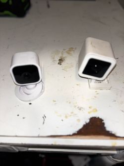 Wyze Cam v3 wired indoor/outdoor, blink mini