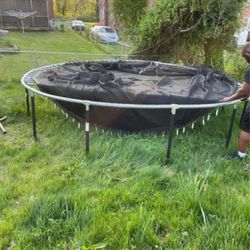 Trampoline 