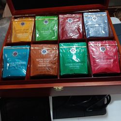 (Stash )  assorted teas from around the world (80) Mixed Christmas gift list $52.99 I AM Selling For $25