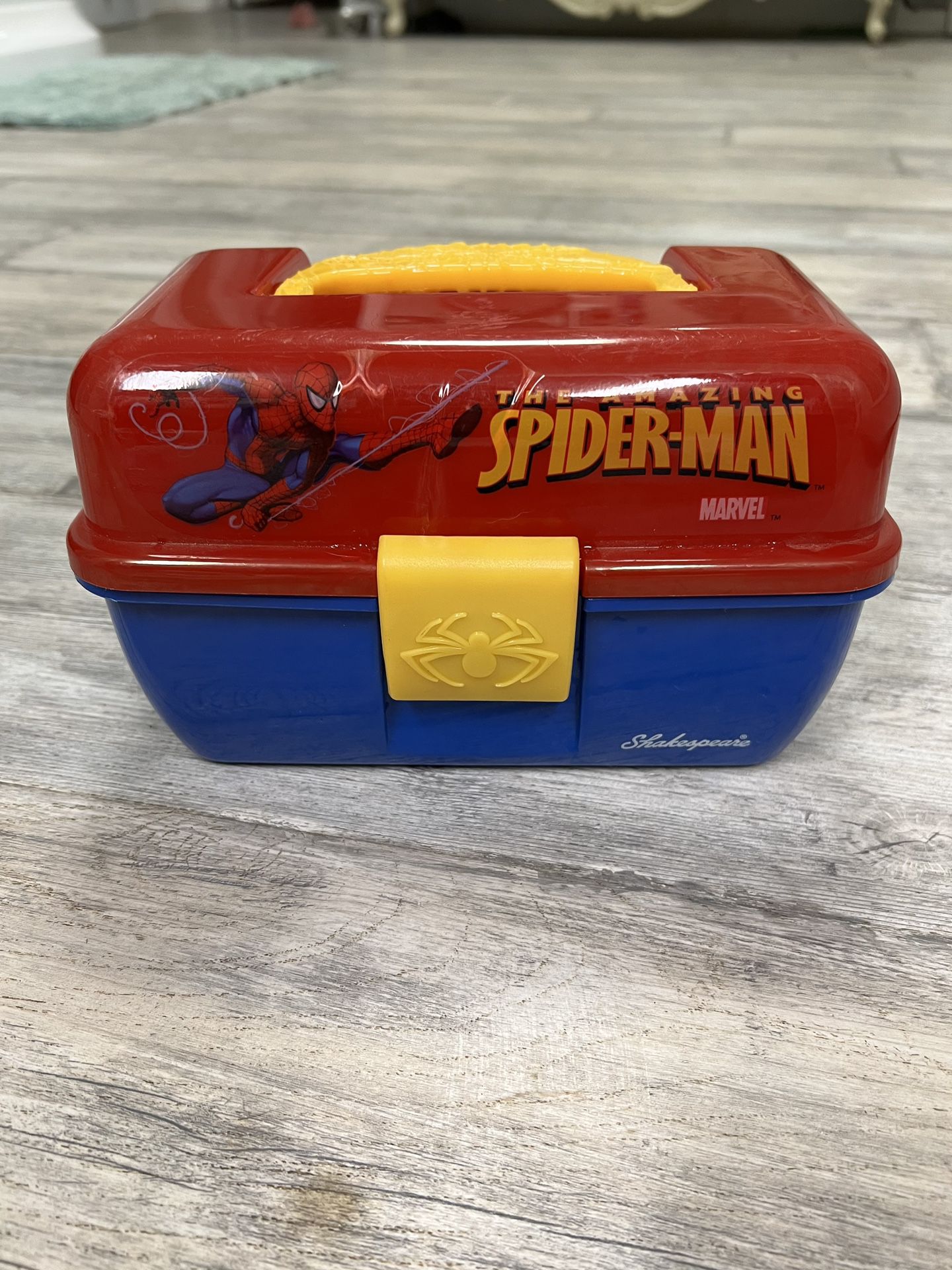 SHAKESPEARE SPIDERMAN FISHING TACKLE/PLAY BOX, BLUE/RED