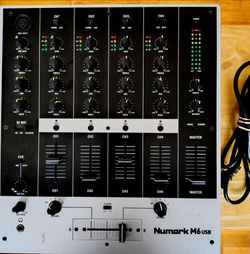 Numark M6 USB sound mixer