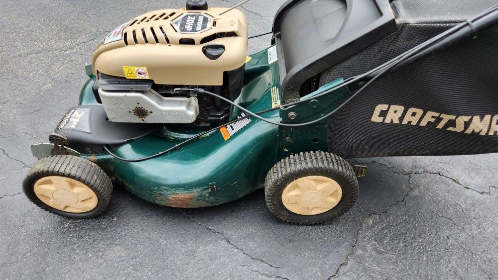 Craftsman SelfPropelled Lawn Mower for Sale in Lake Zurich, IL OfferUp