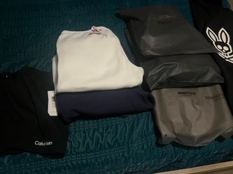 Size L color white pants nike ,hoddies nike