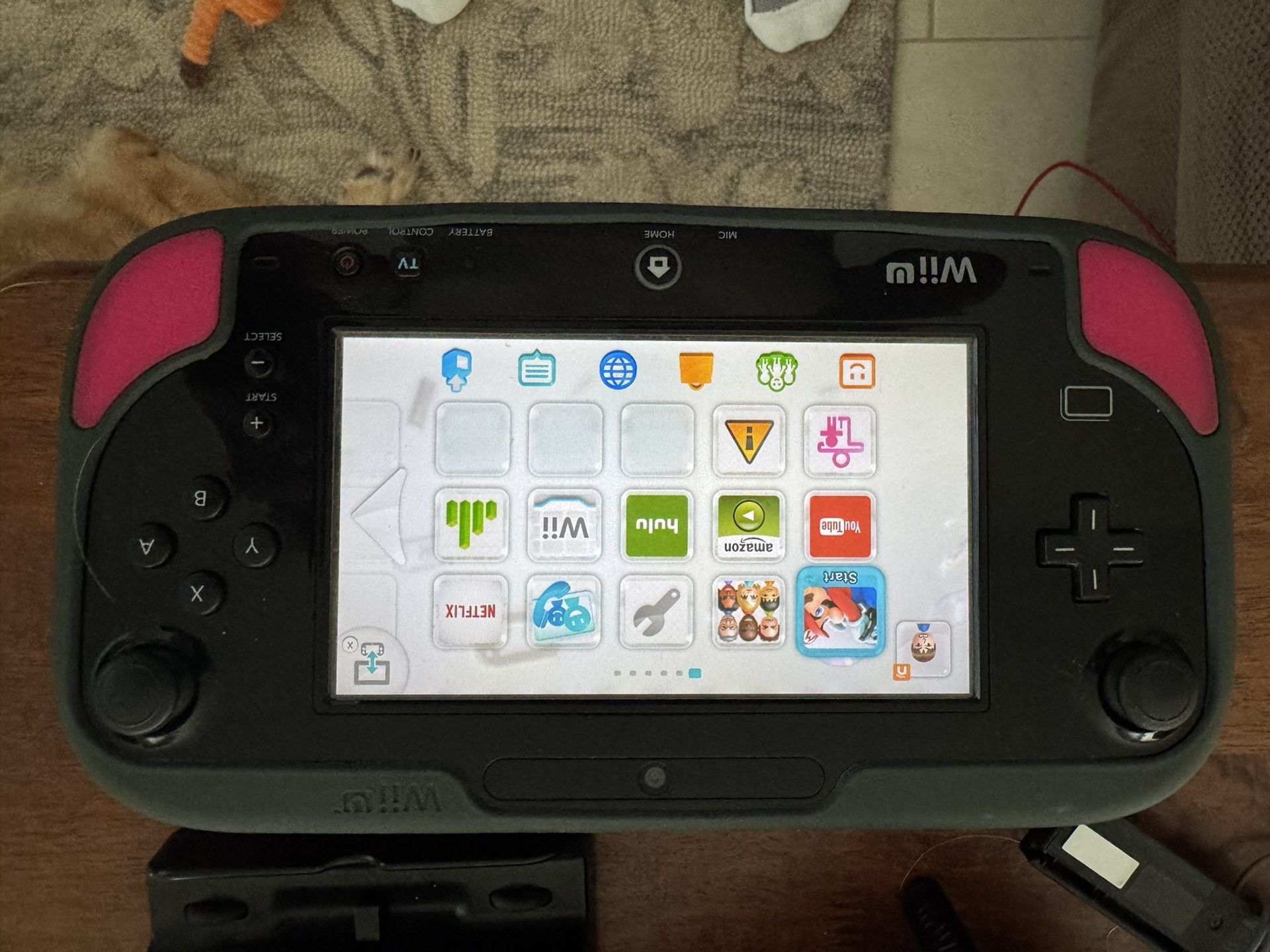 Nintendo Wii U Console & Gamepad Bundle & Games