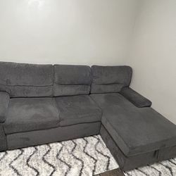 Sleeper Sectional w/ Storage