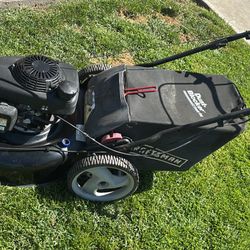 Craftsman With Honda Motor Lawnmower 