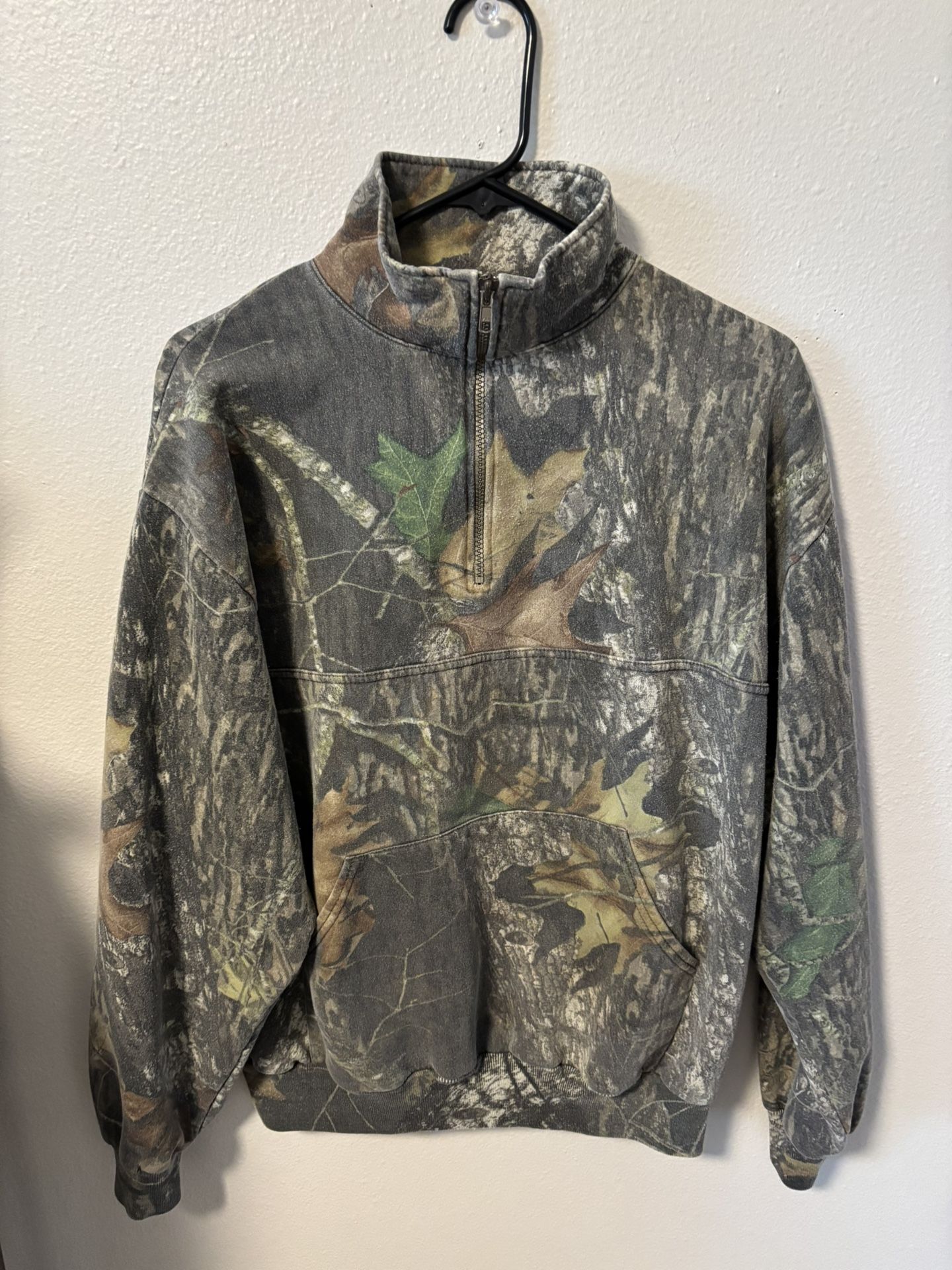 Men’s Camo Sweatshirt