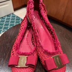 The classic Vera bow, Fucsia And Orange  Salvatore Ferragamo 