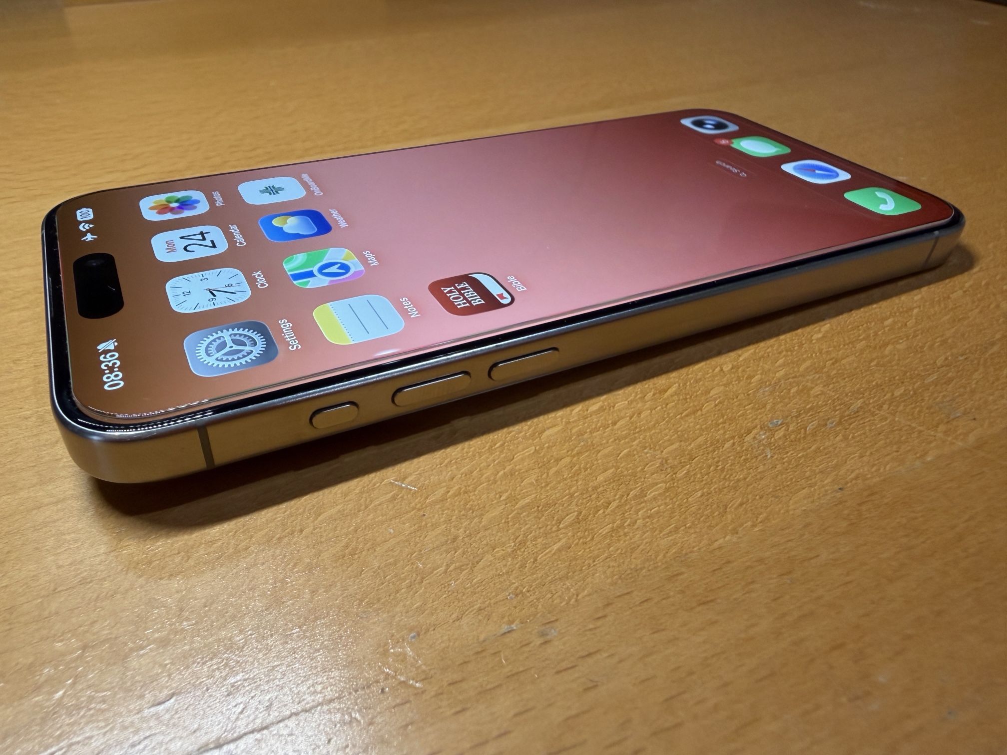 Unlocked iPhone 15 Pro Max 1TB Natural Titanium