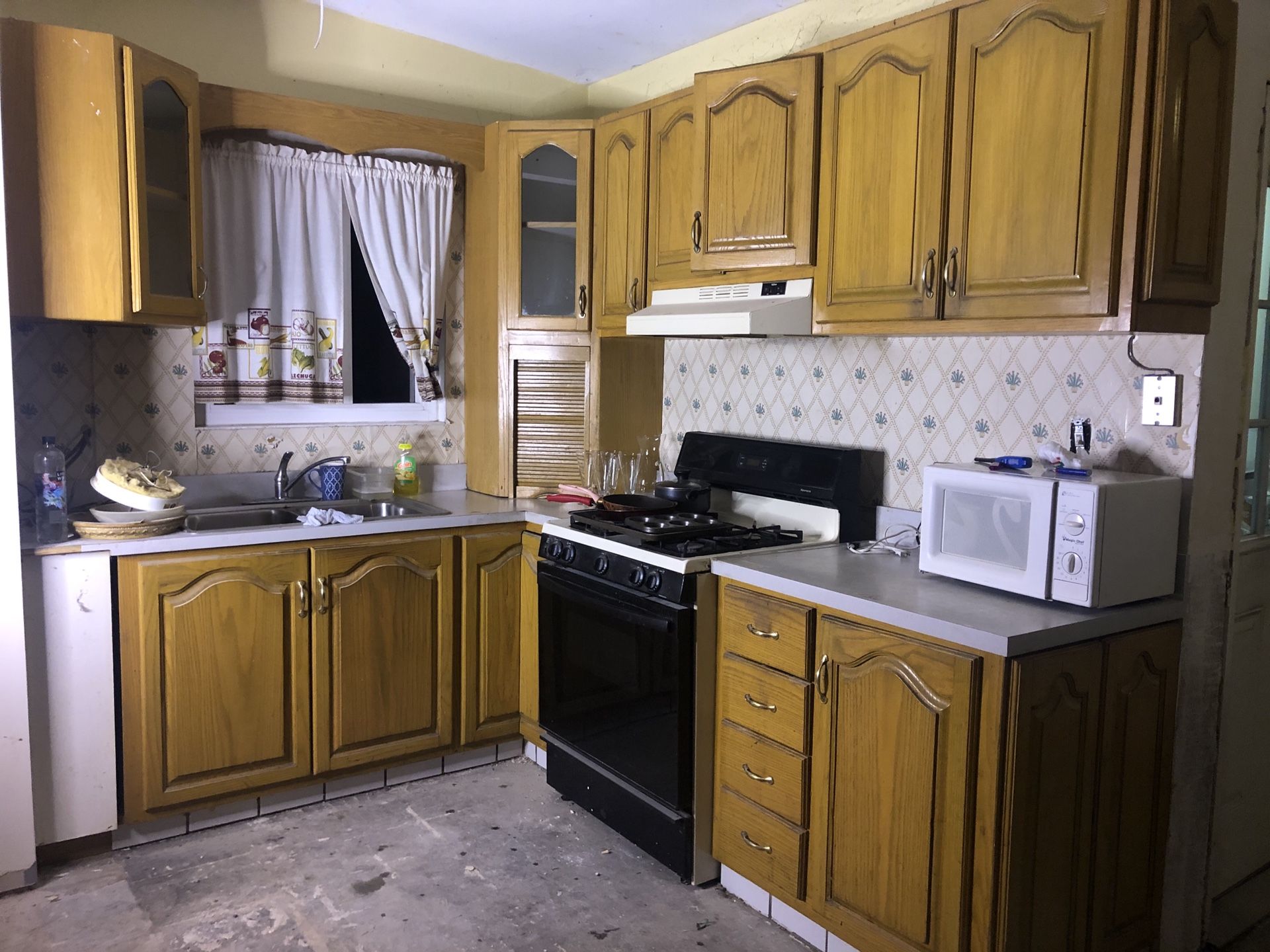 KITCHEN FOR SALE ! COCINA DE VENTA