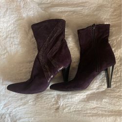 Women’s Boots Size 8
