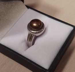 CHOCOLATE FRESHWATER REALPEARL SOLITAIRE RING. ( SIZE 7 )