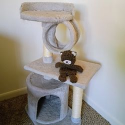Small Cat Tree -Used