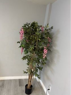 Artificial tree 5-6 ft