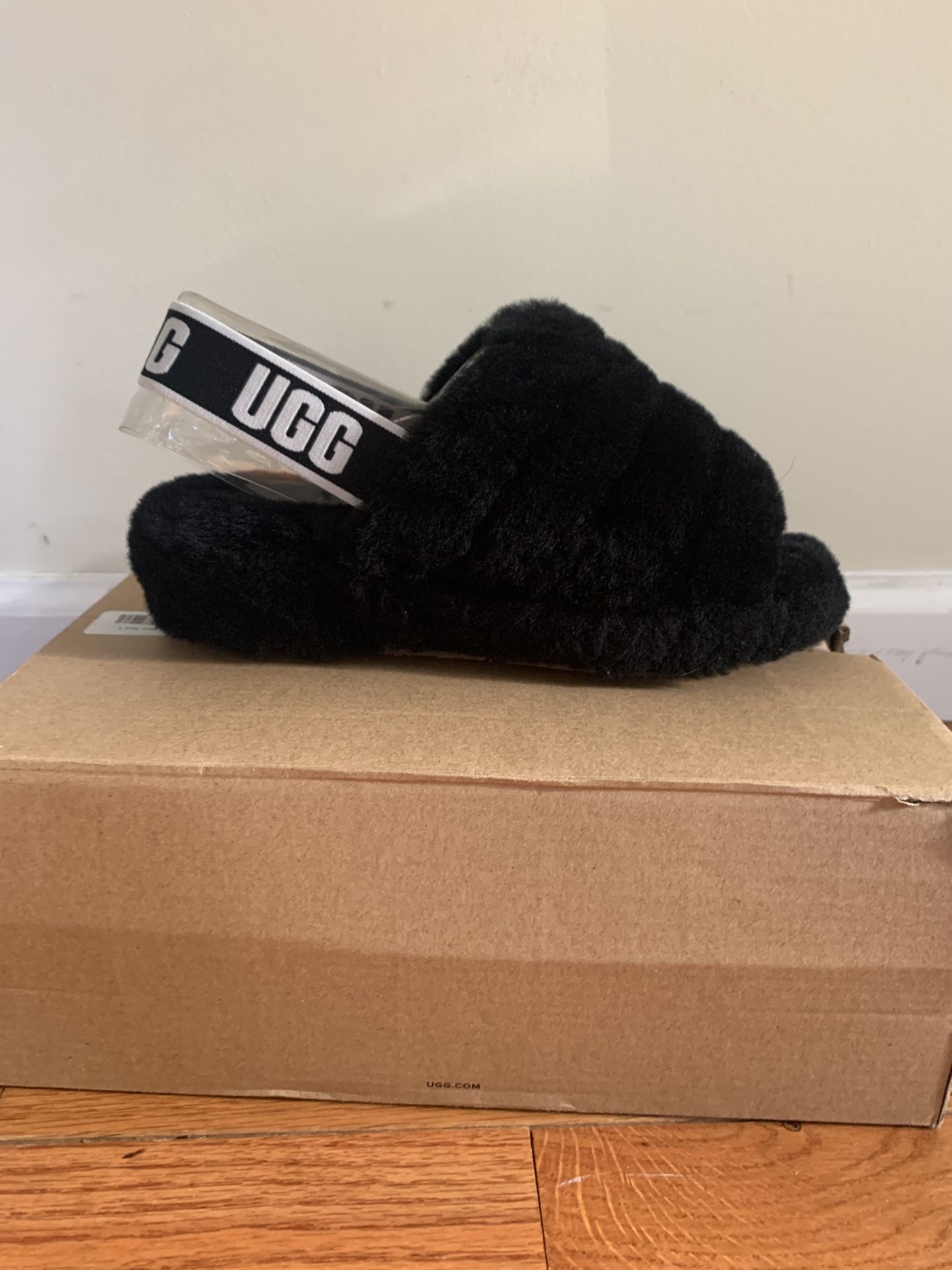 New Uggs Fluff Yeah Slide Sz 6