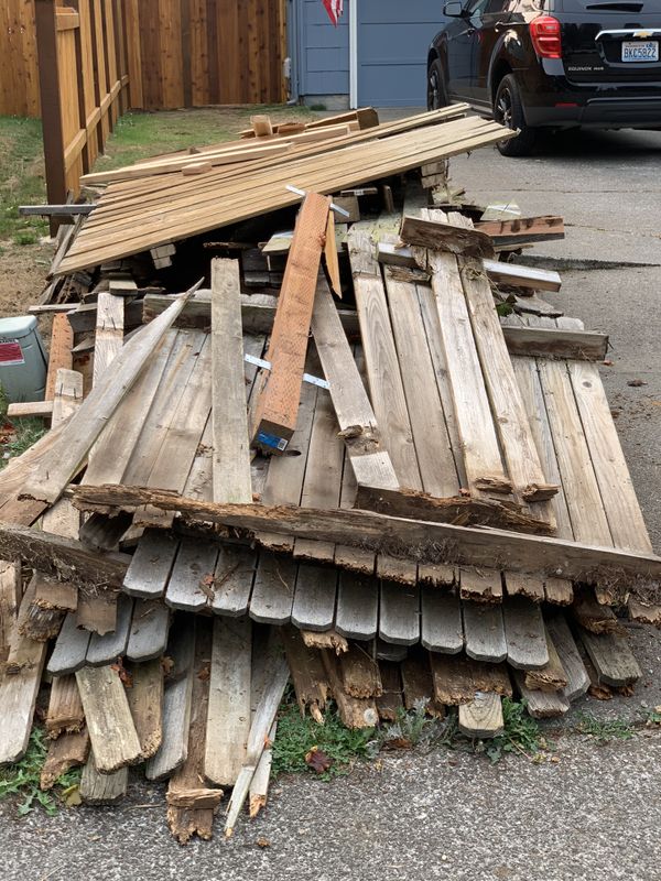 FREE SCRAP WOOD!!! for Sale in Marysville, WA OfferUp