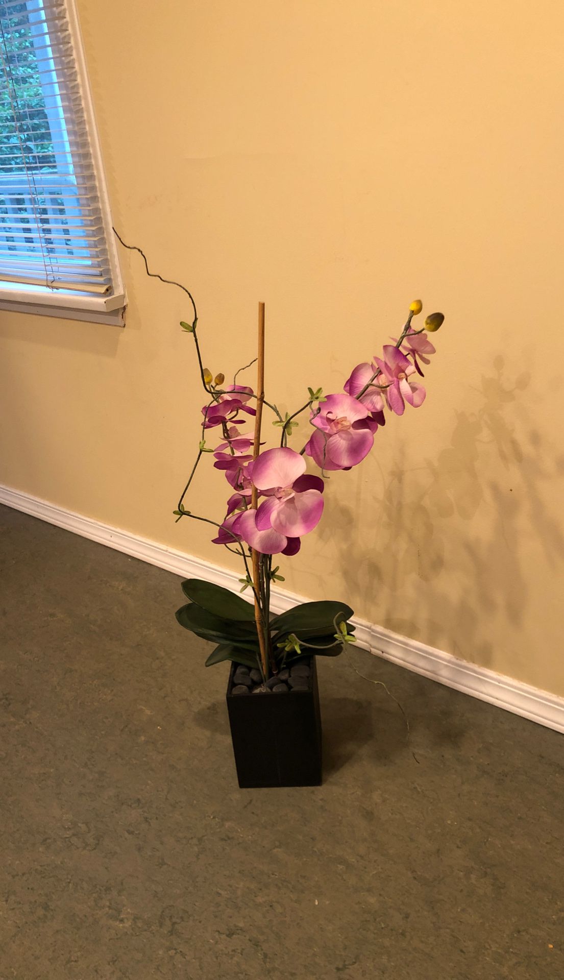 Orchid table decoration (artificial)