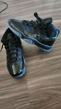 Jordan 11s