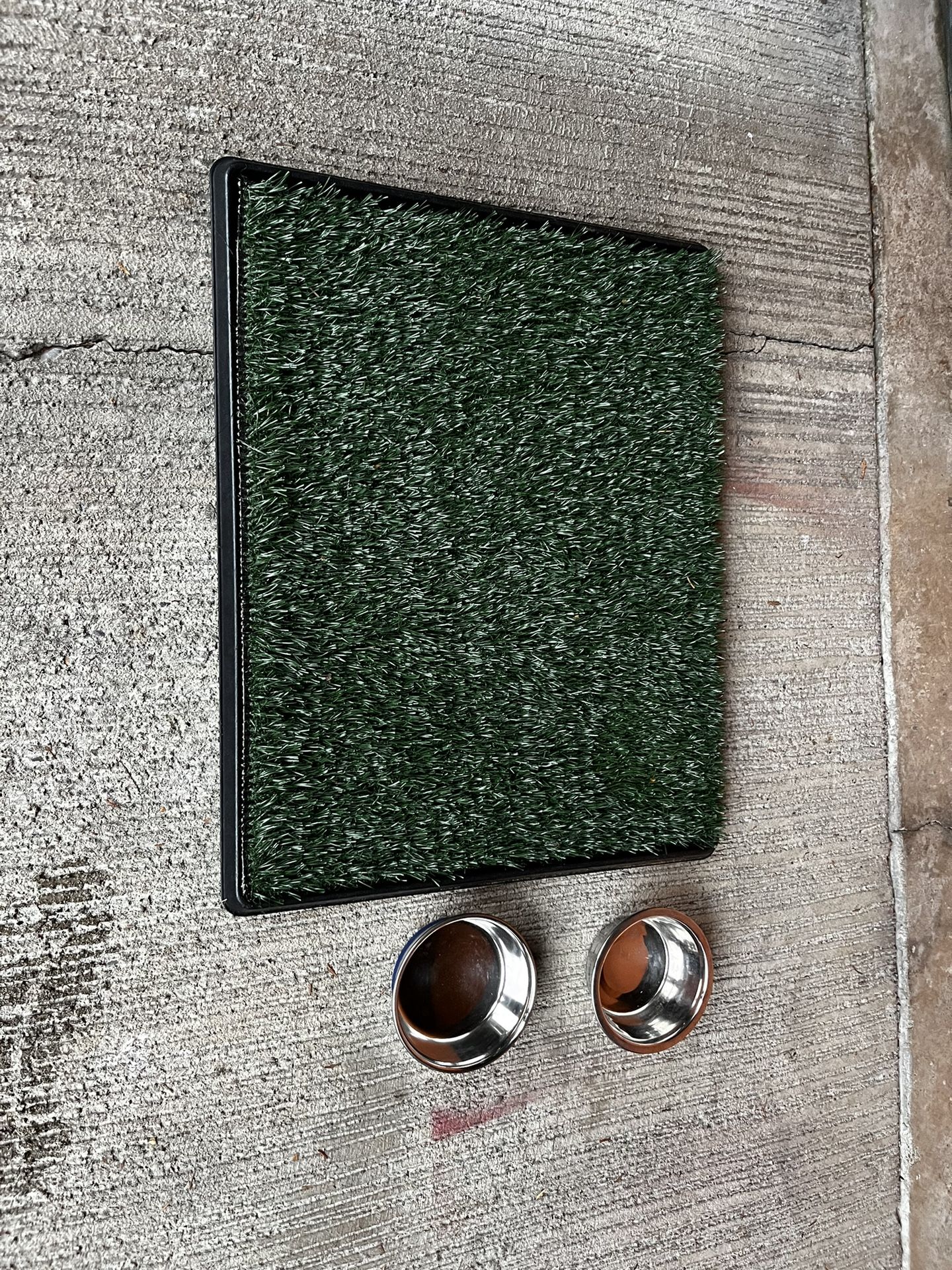 Never Used Puppy Set Up! Two Bowls And Fake Grass Potty Square!