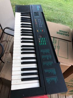 Yamaha PSR-6 keyboard