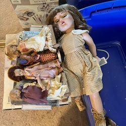 Assorted Vintage Dolls