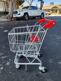 Melissa & Doug Metal Grocery Shopping Cart – Kids Pretend Play