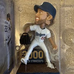 Bobblehead - Clayton Kershaw 3000 Strikeouts - New