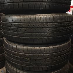 SET MICHELIN DEFENDER (4) 205-60 R16 