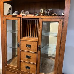 China cabinet 