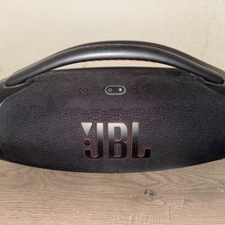 JBL boombox 3