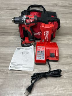 MILWAUKEE 2801-20 M18 18V Lithium-Ion Brushless Cordless 1/2" Compact Drill Kit (PO1025714)