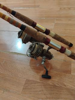 2 Old School Daiwa rod and reel combo.