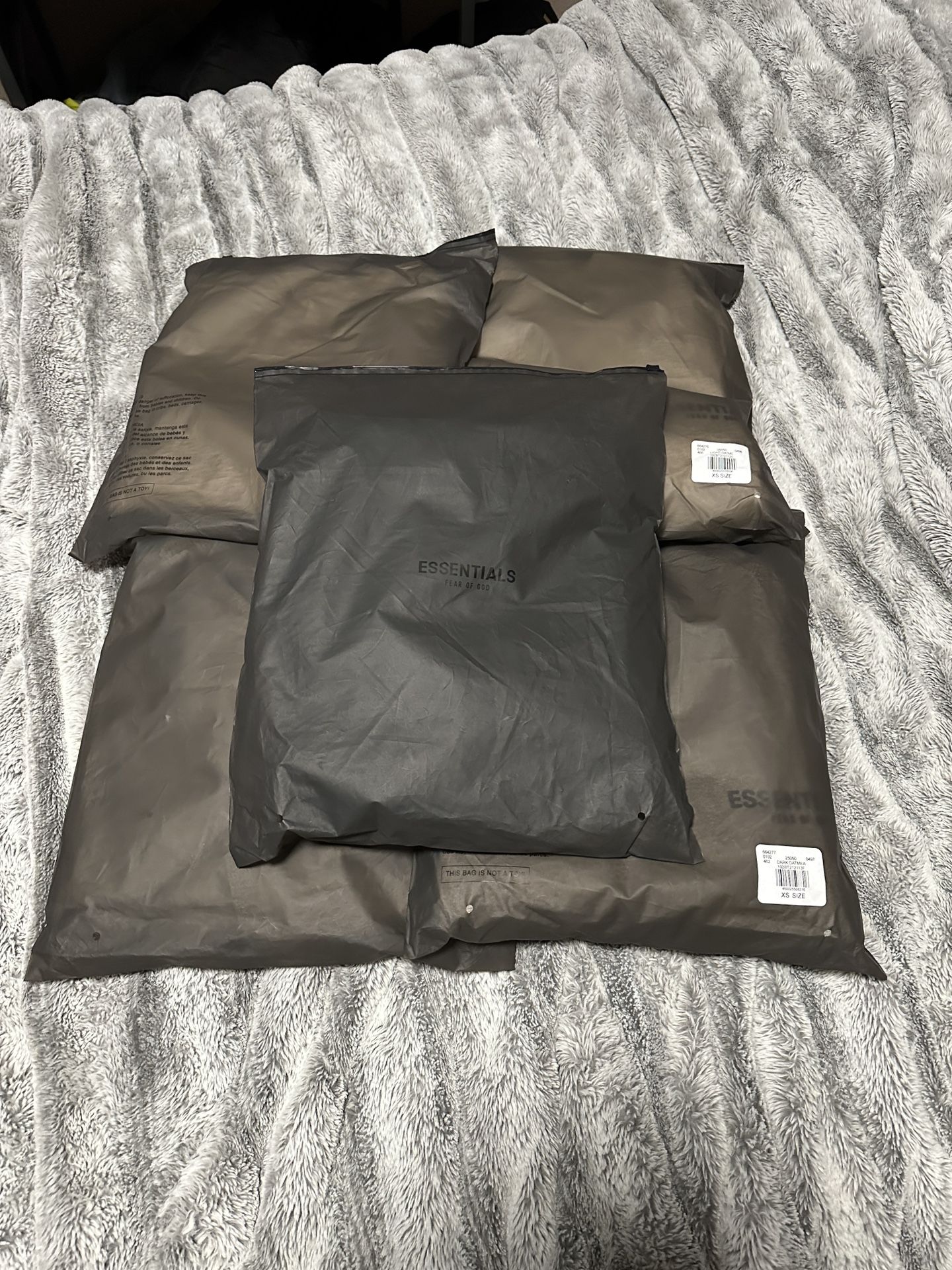 Essential Hoodies Xs 