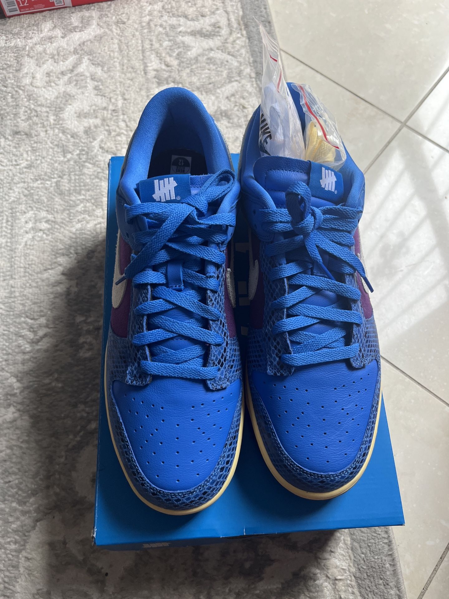 Nike Dunk Low Undefeated 