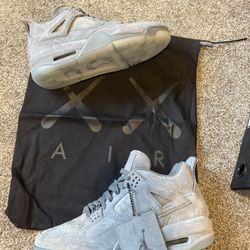 jordan 4 retro kaws 