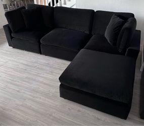 Black  Modern Sectional-NO CREDIT NEEDED💥,SAME DAY DELIVERY 🚚