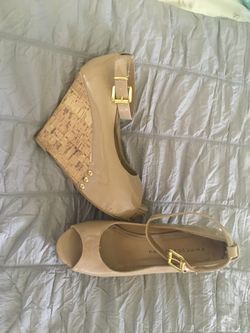 Chinese laundry wedges